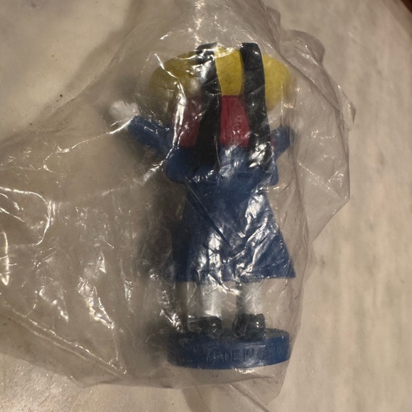 Vintage Madeline Blue Figurine with Yellow Hat - Picture 3 of 5